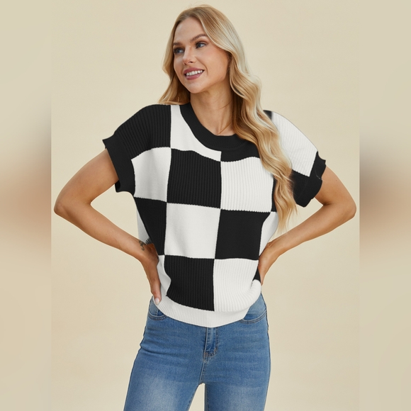 Double Take Full Size Checkered Round Neck Short Sleeve Sweater - Picture 2 of 8